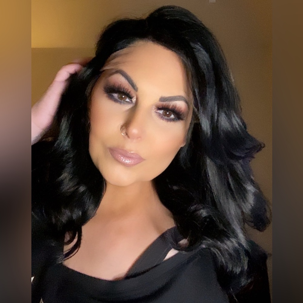 Dark Wavy Wig